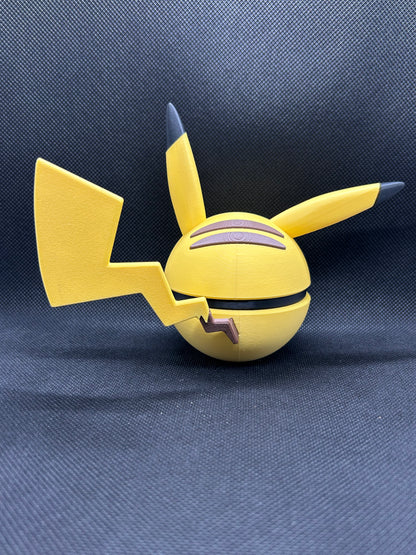 Pikachu Pokeball
